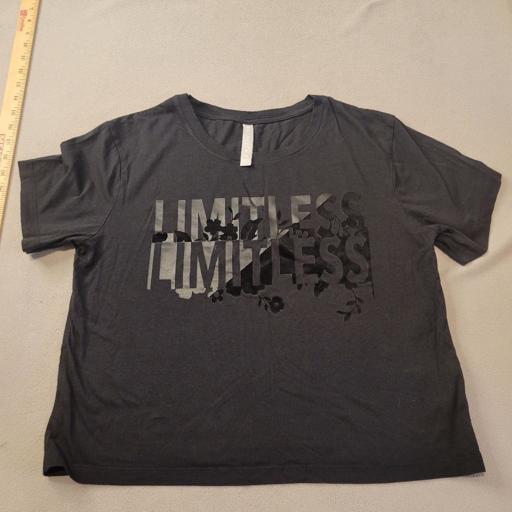 Athleta Limitless Graphic Tee Black Cropped Size Medium
